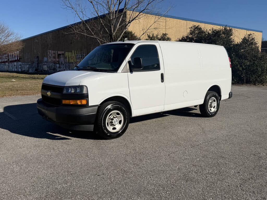 2019 CHEVROLET Express