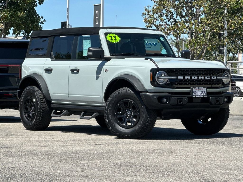 2023 FORD Bronco