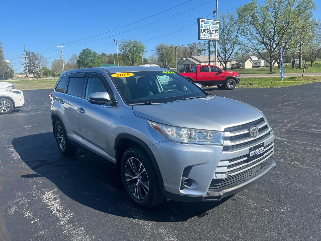 2019 TOYOTA Highlander