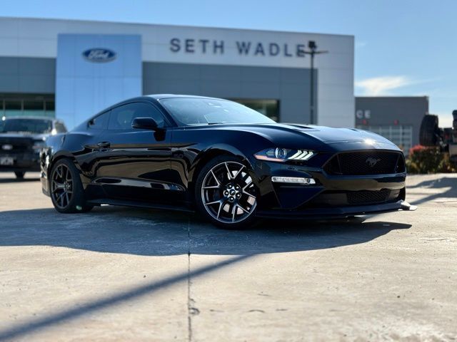 2019 FORD Mustang