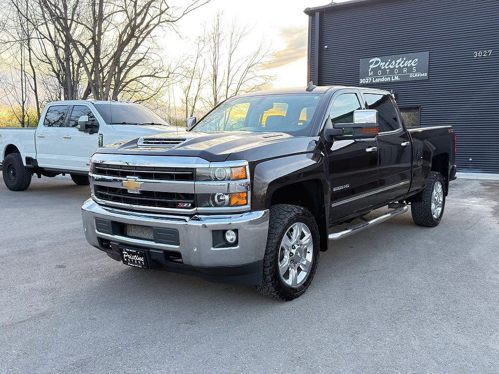 2018 CHEVROLET Silverado