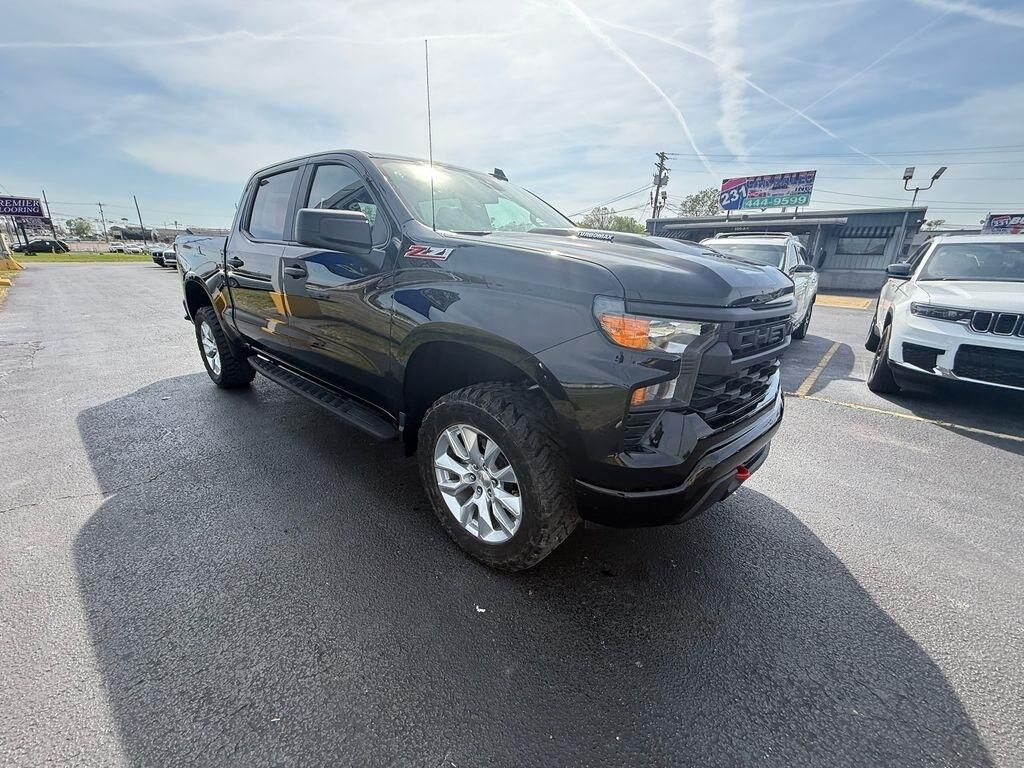 2025 CHEVROLET Silverado