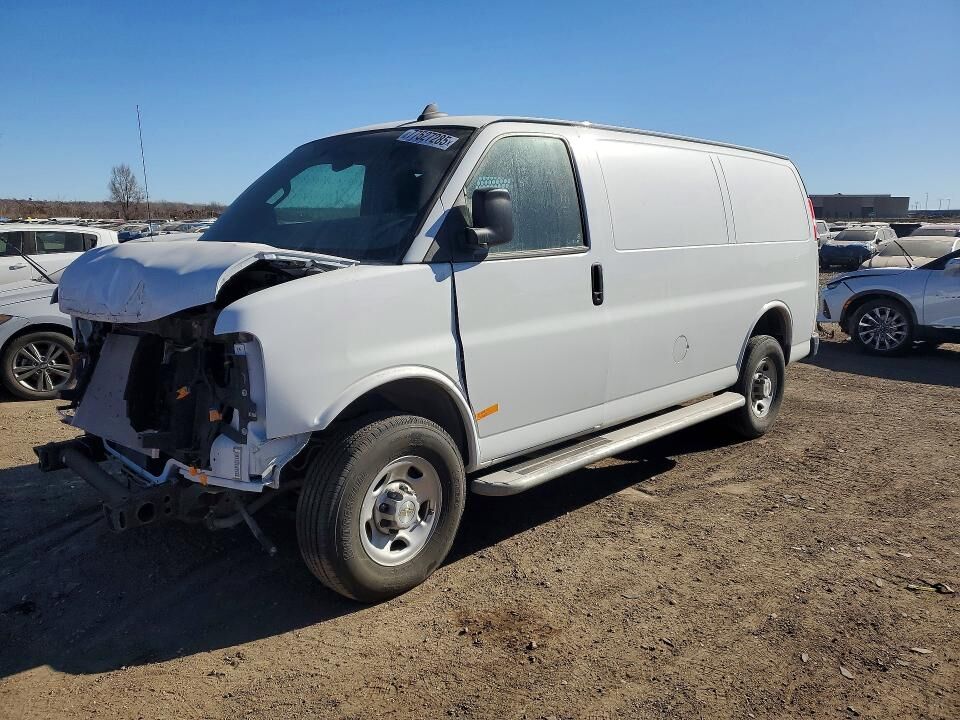 2023 CHEVROLET Express