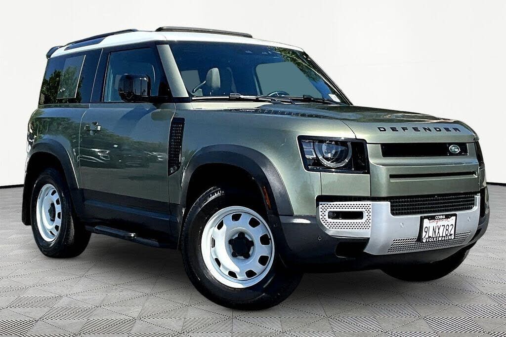 2024 LAND ROVER Defender