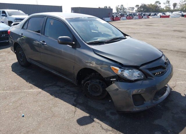 2011 TOYOTA Corolla