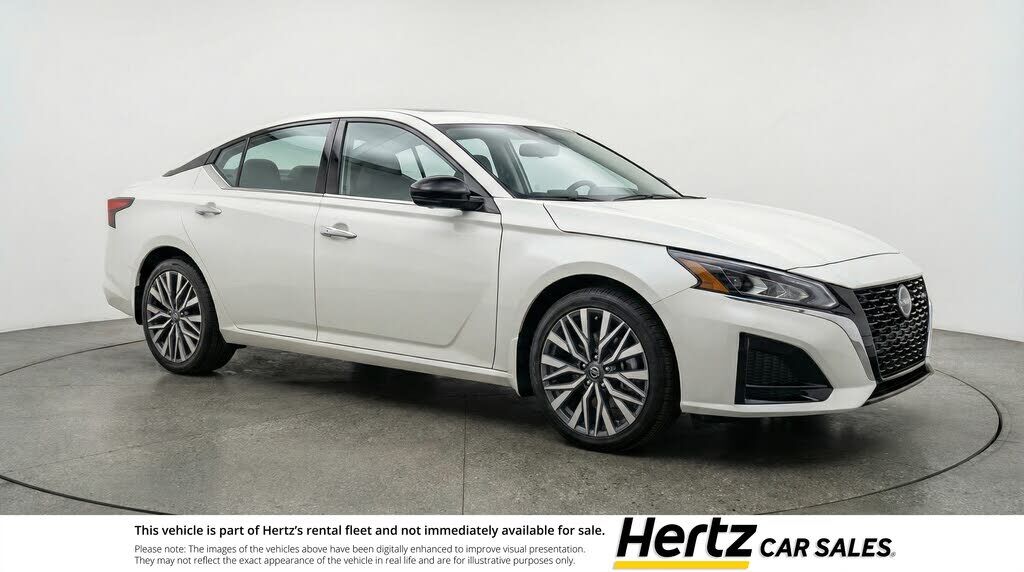 2025 NISSAN Altima