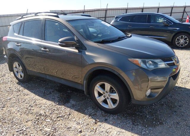 2014 TOYOTA RAV4