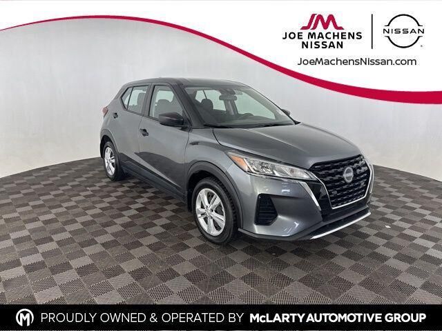 2024 NISSAN Kicks
