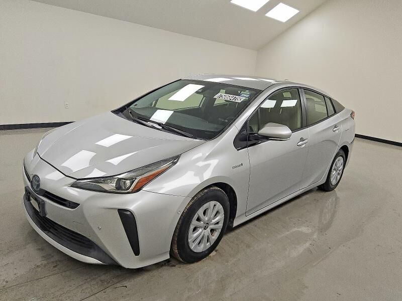2019 TOYOTA PRIUS