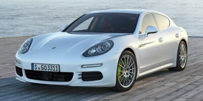 2016 PORSCHE Panamera