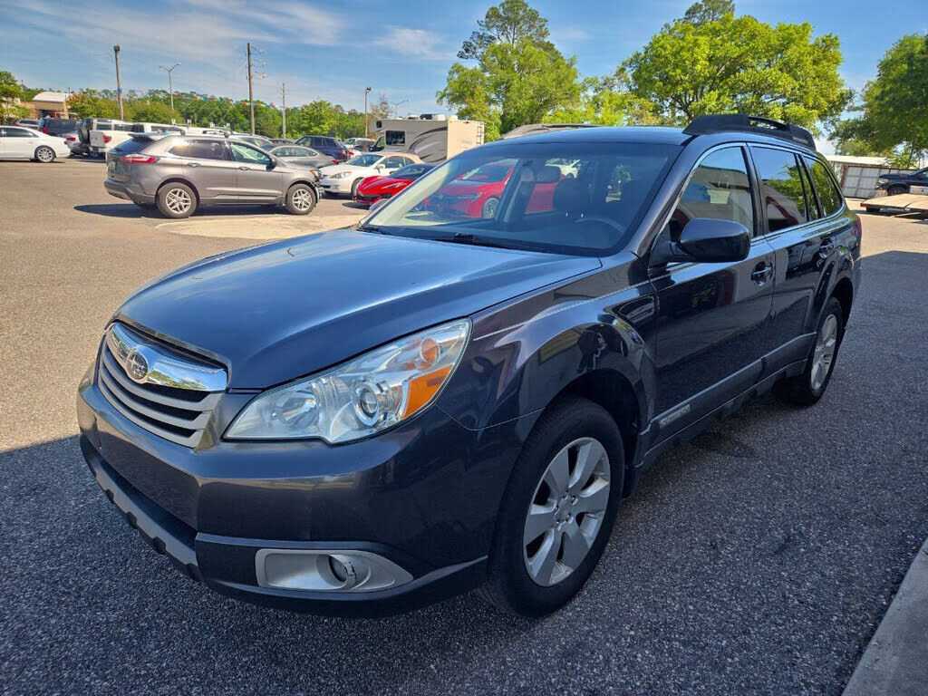 2011 SUBARU Outback