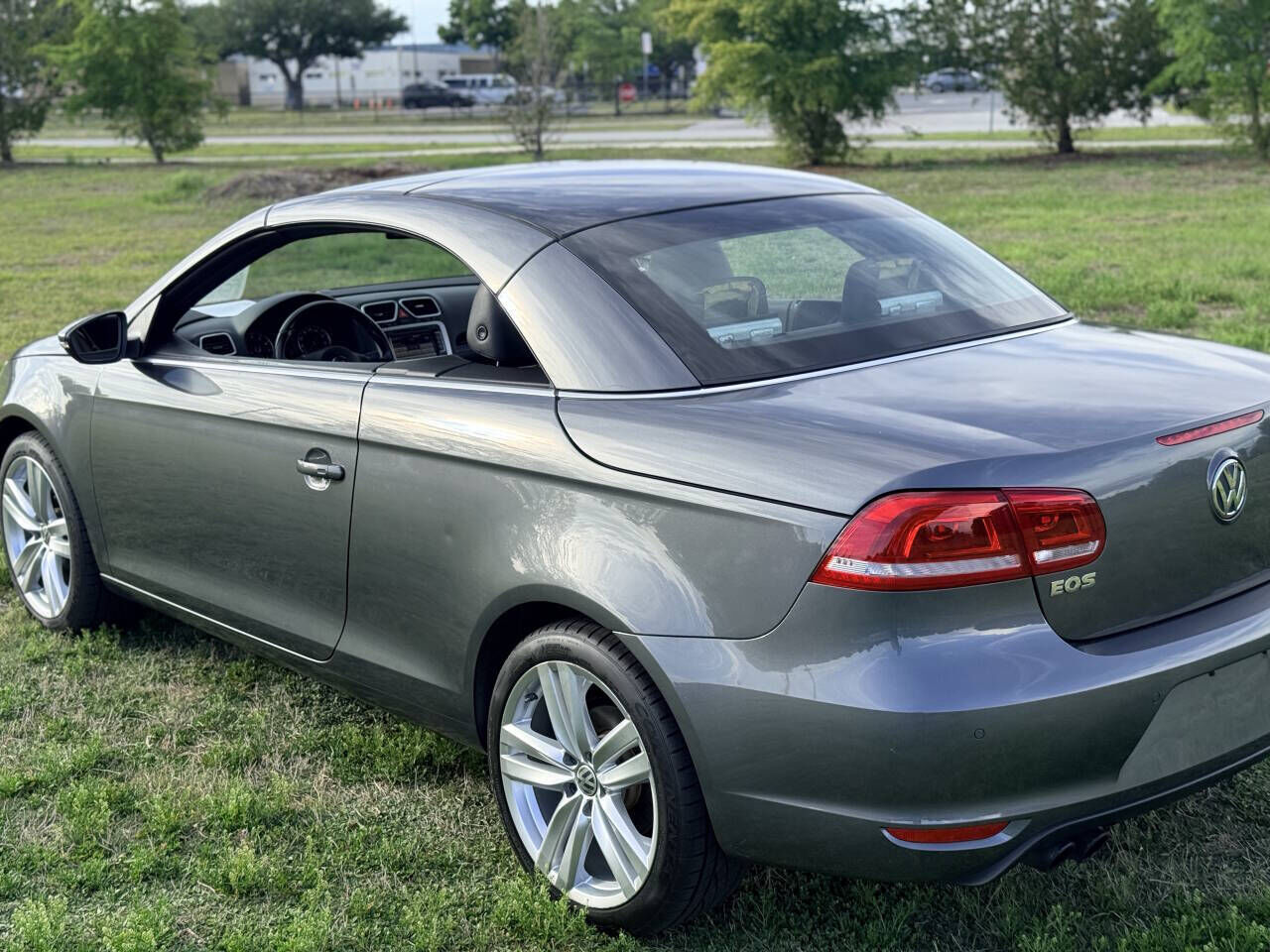 2015 VOLKSWAGEN Eos