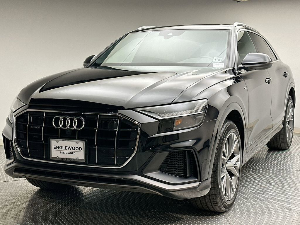 2021 AUDI Q8