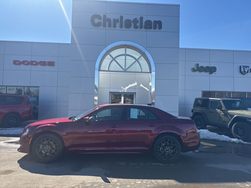 2023 CHRYSLER 300