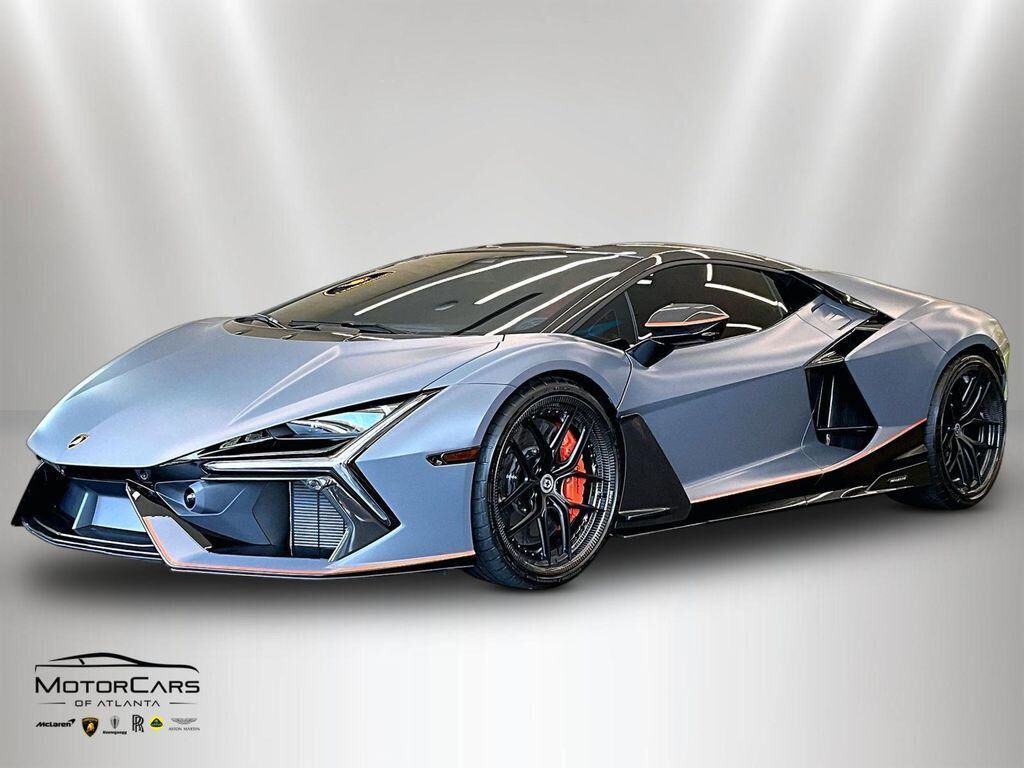2025 LAMBORGHINI Revuelto