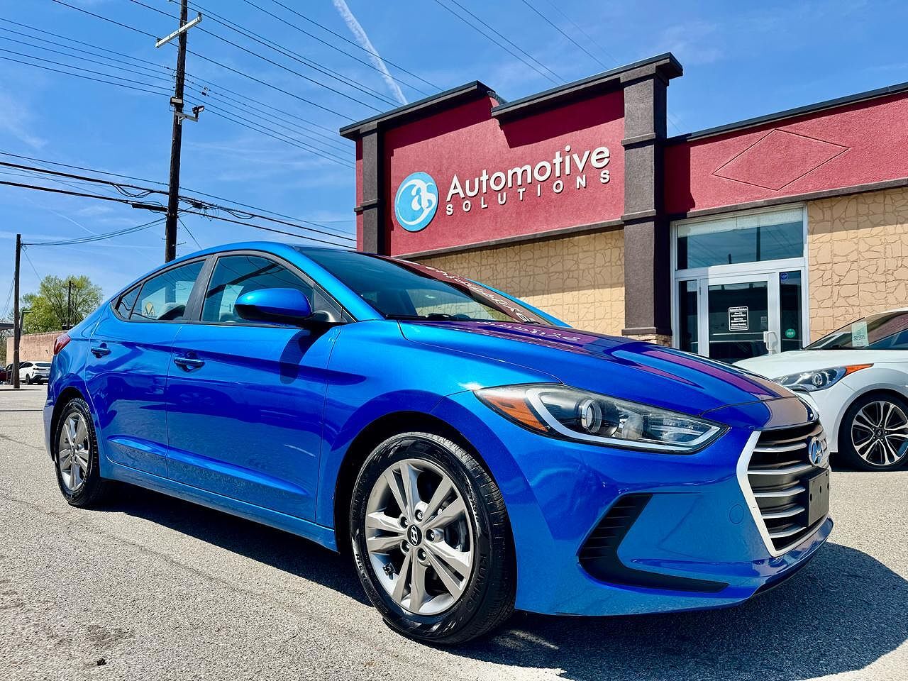 2017 HYUNDAI Elantra