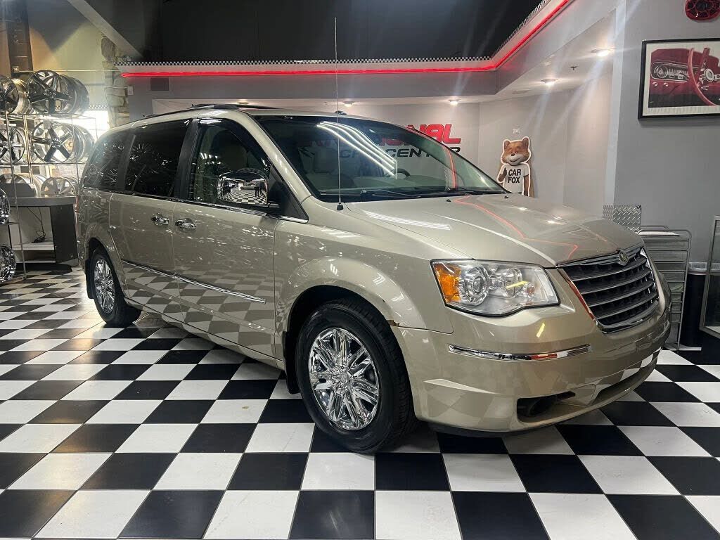 2008 CHRYSLER Town and Country