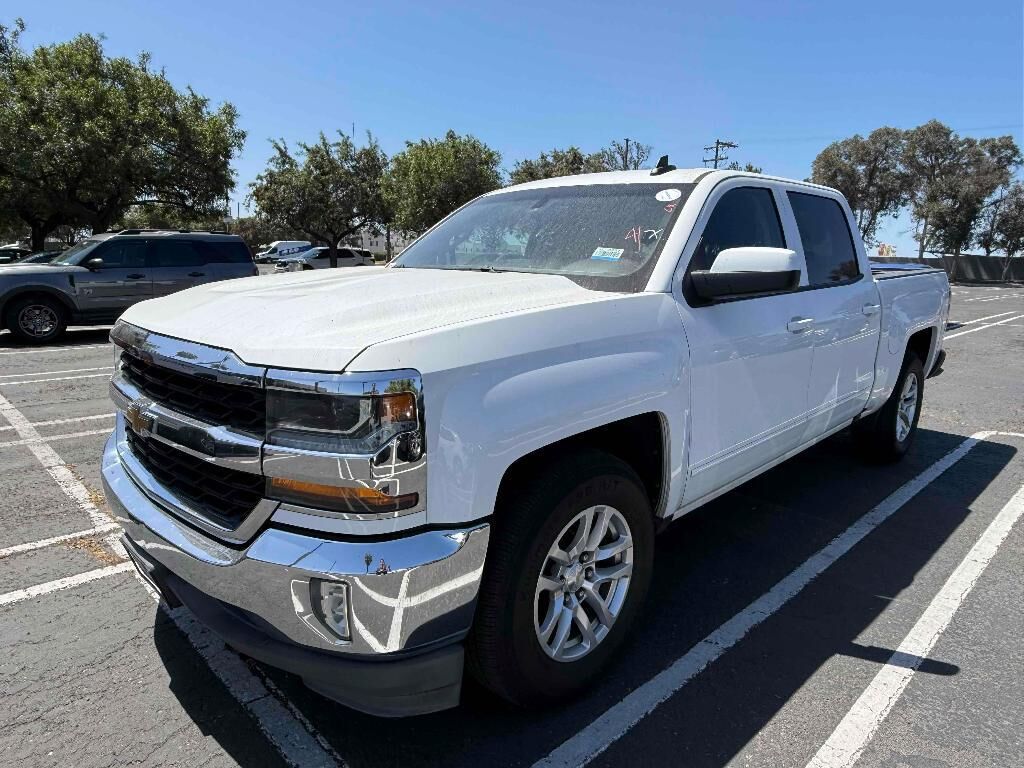 2018 CHEVROLET Silverado
