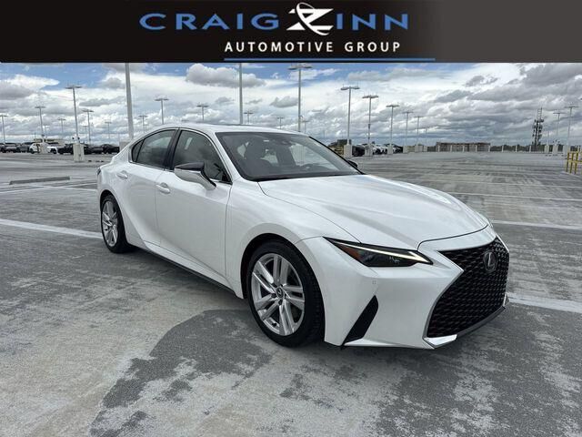 2023 LEXUS IS