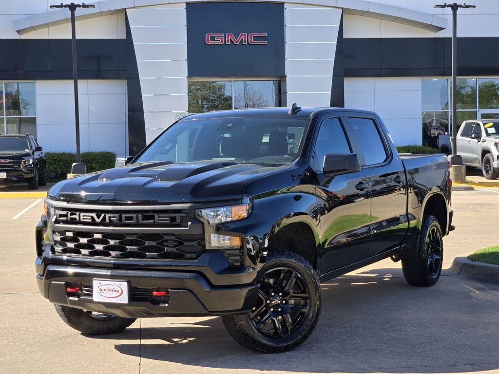 2024 CHEVROLET Silverado