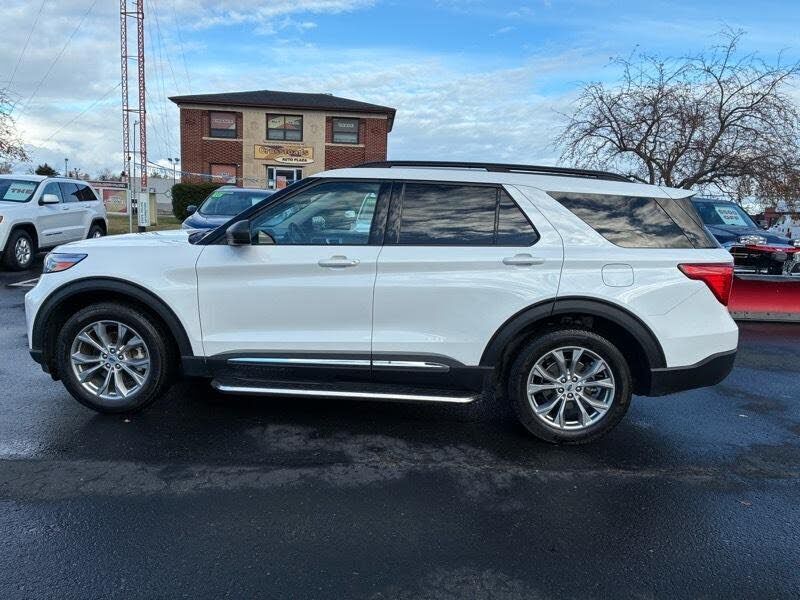 2022 FORD Explorer