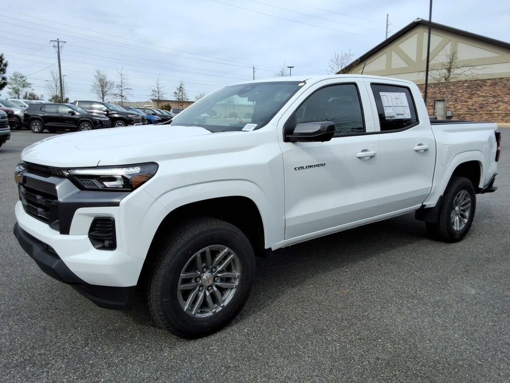2026 CHEVROLET Colorado