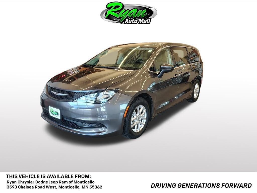 2023 CHRYSLER Voyager