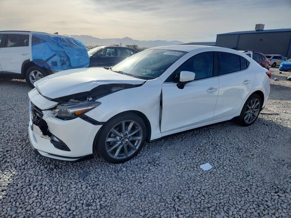 2018 MAZDA Mazda3