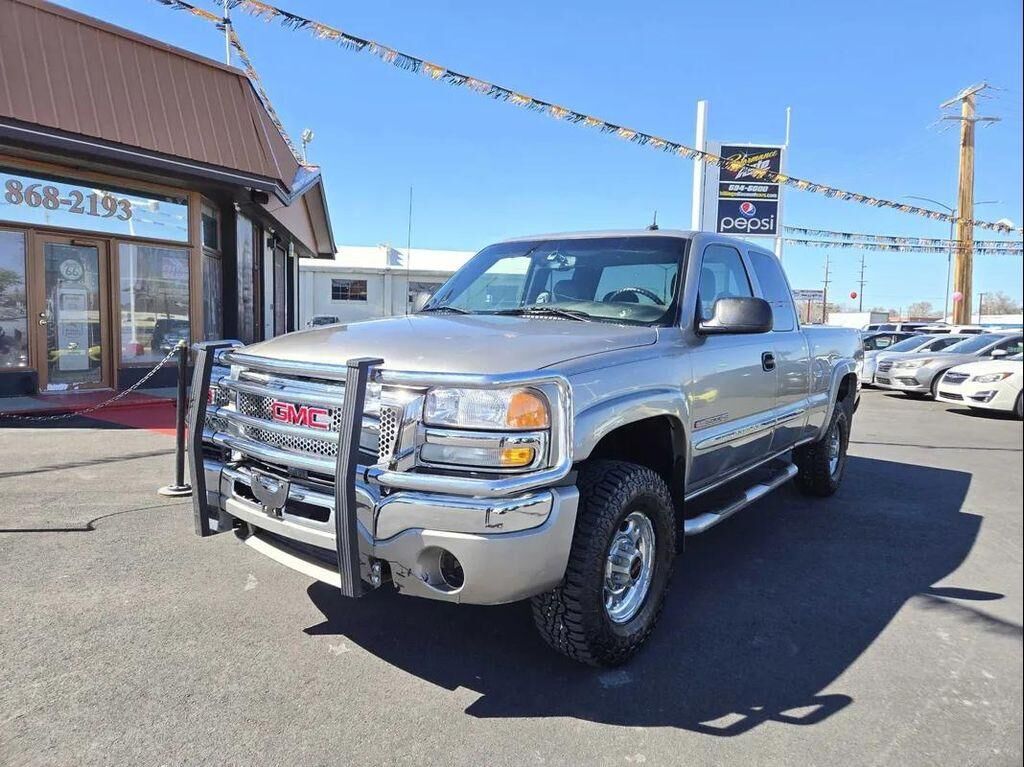 2003 GMC Sierra