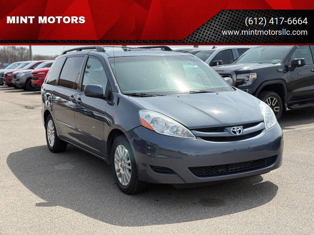 2009 TOYOTA Sienna
