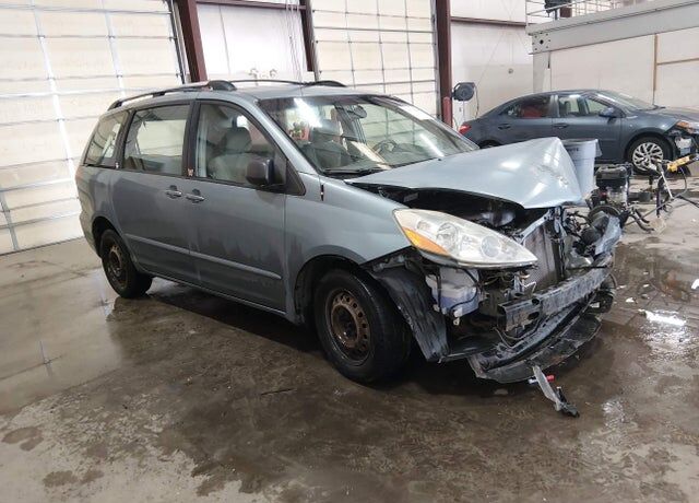 2008 TOYOTA Sienna