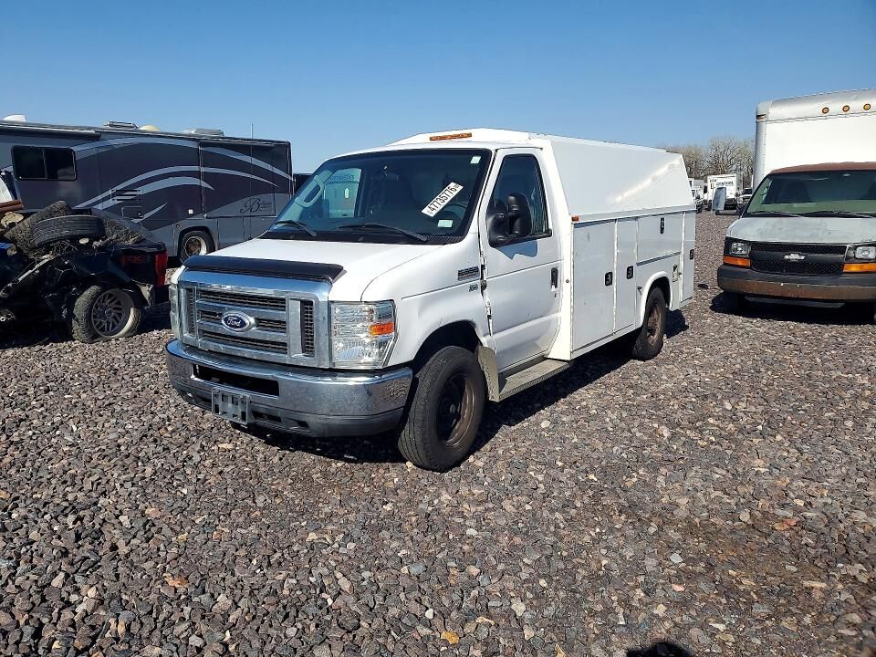2015 FORD E-350