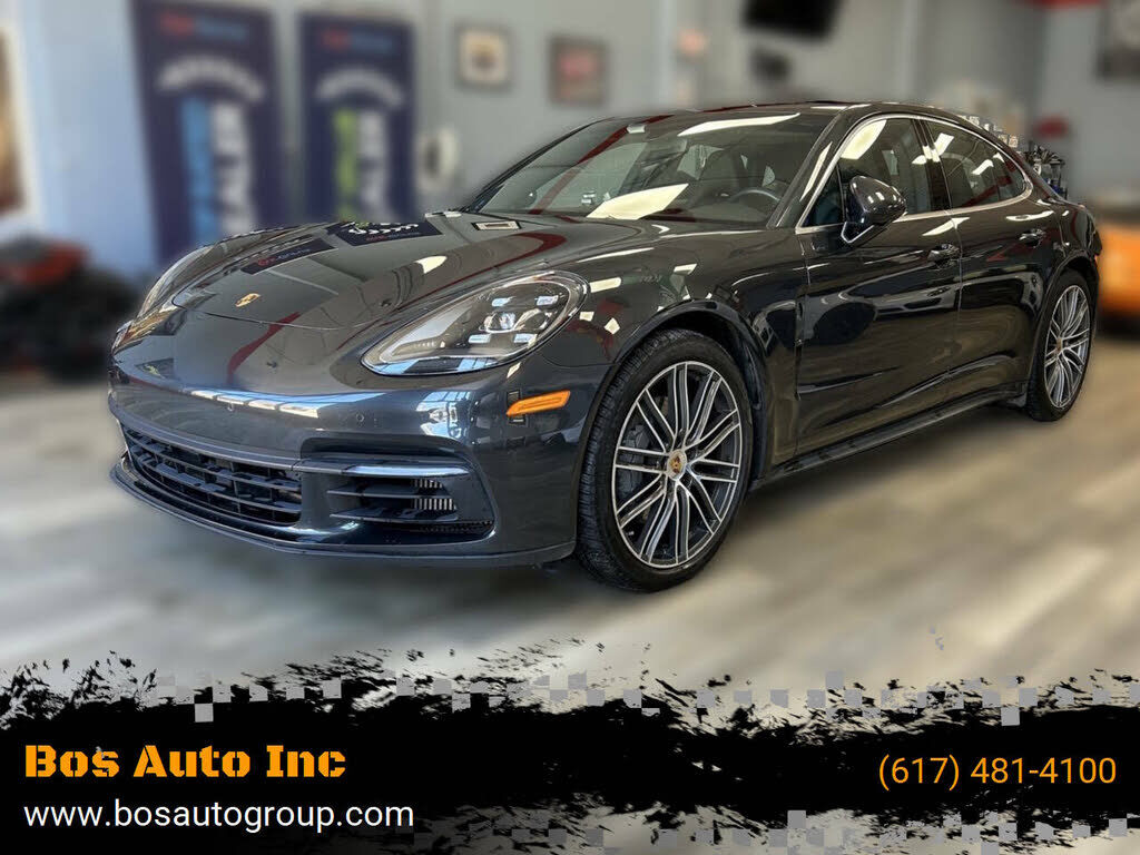 2018 PORSCHE Panamera