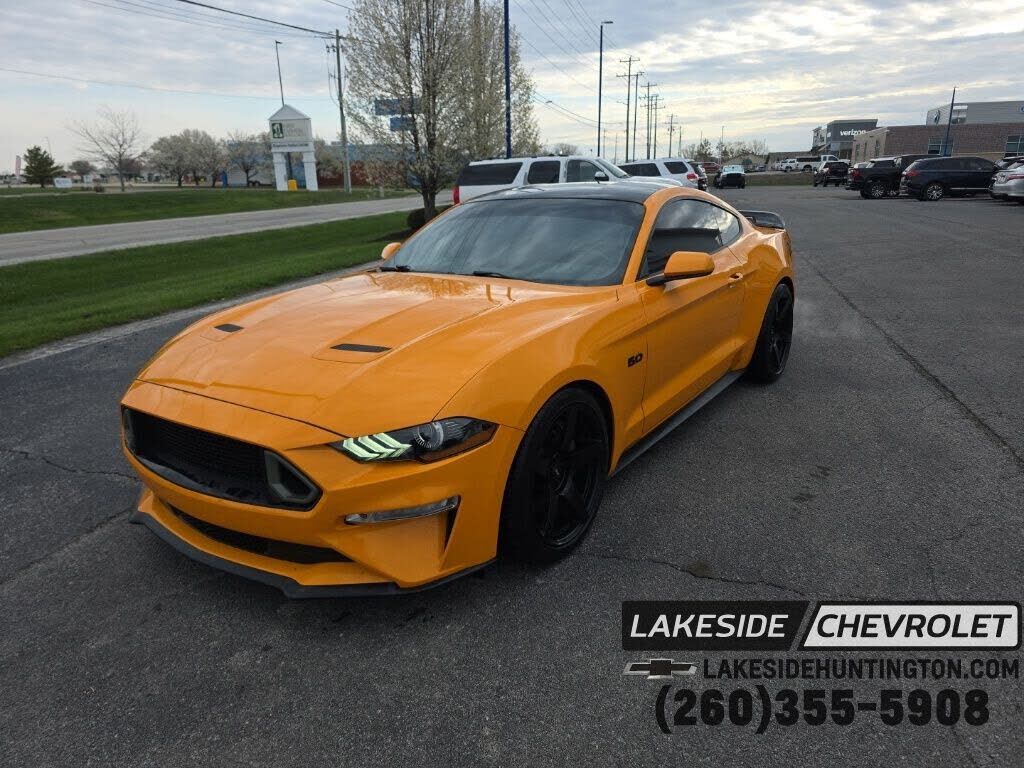 2019 FORD Mustang