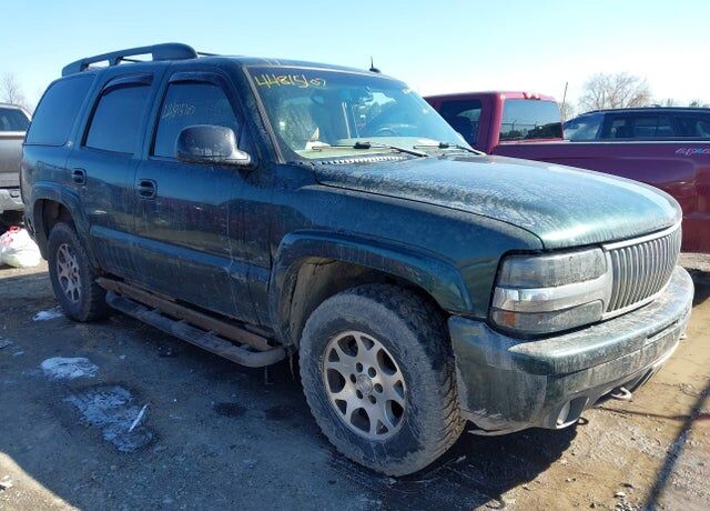 2004 CHEVROLET Tahoe