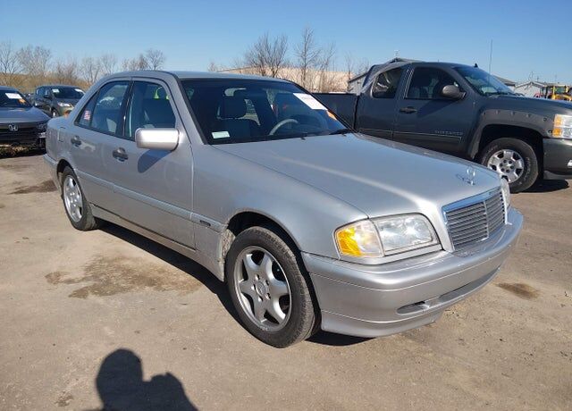 2000 MERCEDES-BENZ C-Class