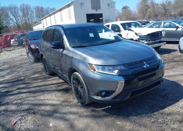 2020 Mitsubishi Outlander