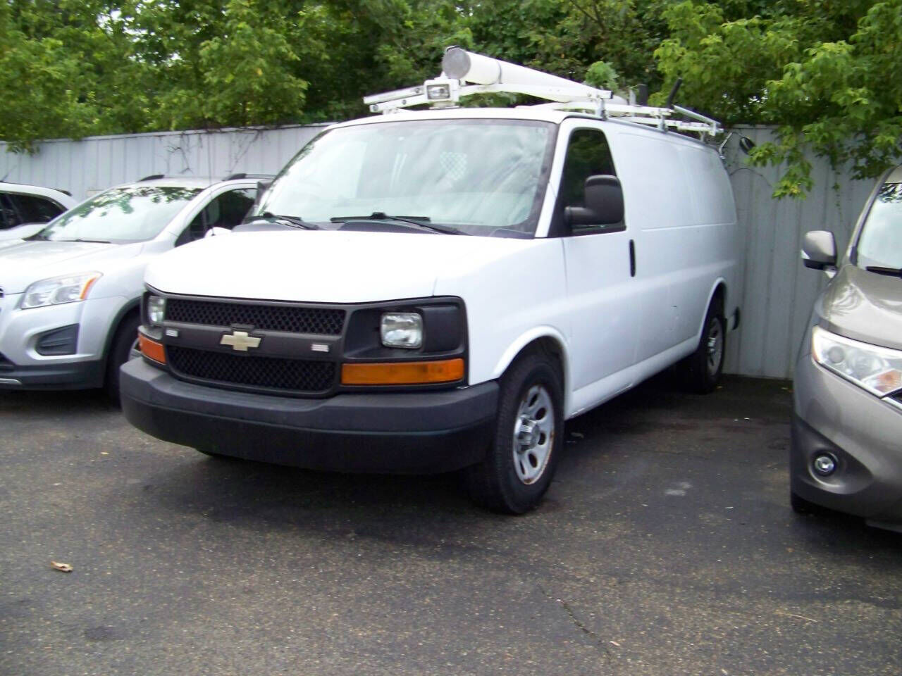 2012 CHEVROLET Express