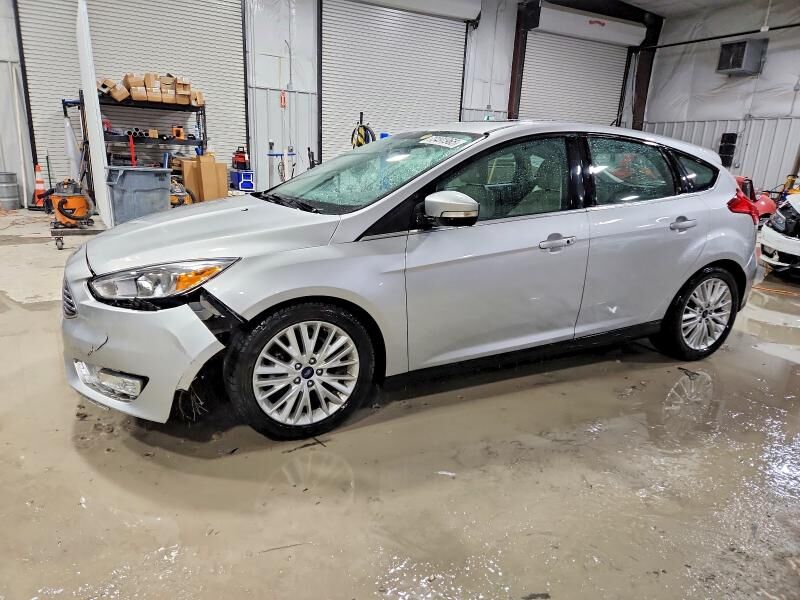 2018 FORD Focus