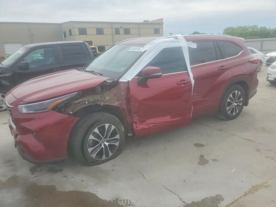 2021 TOYOTA Highlander