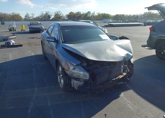 2009 NISSAN Maxima