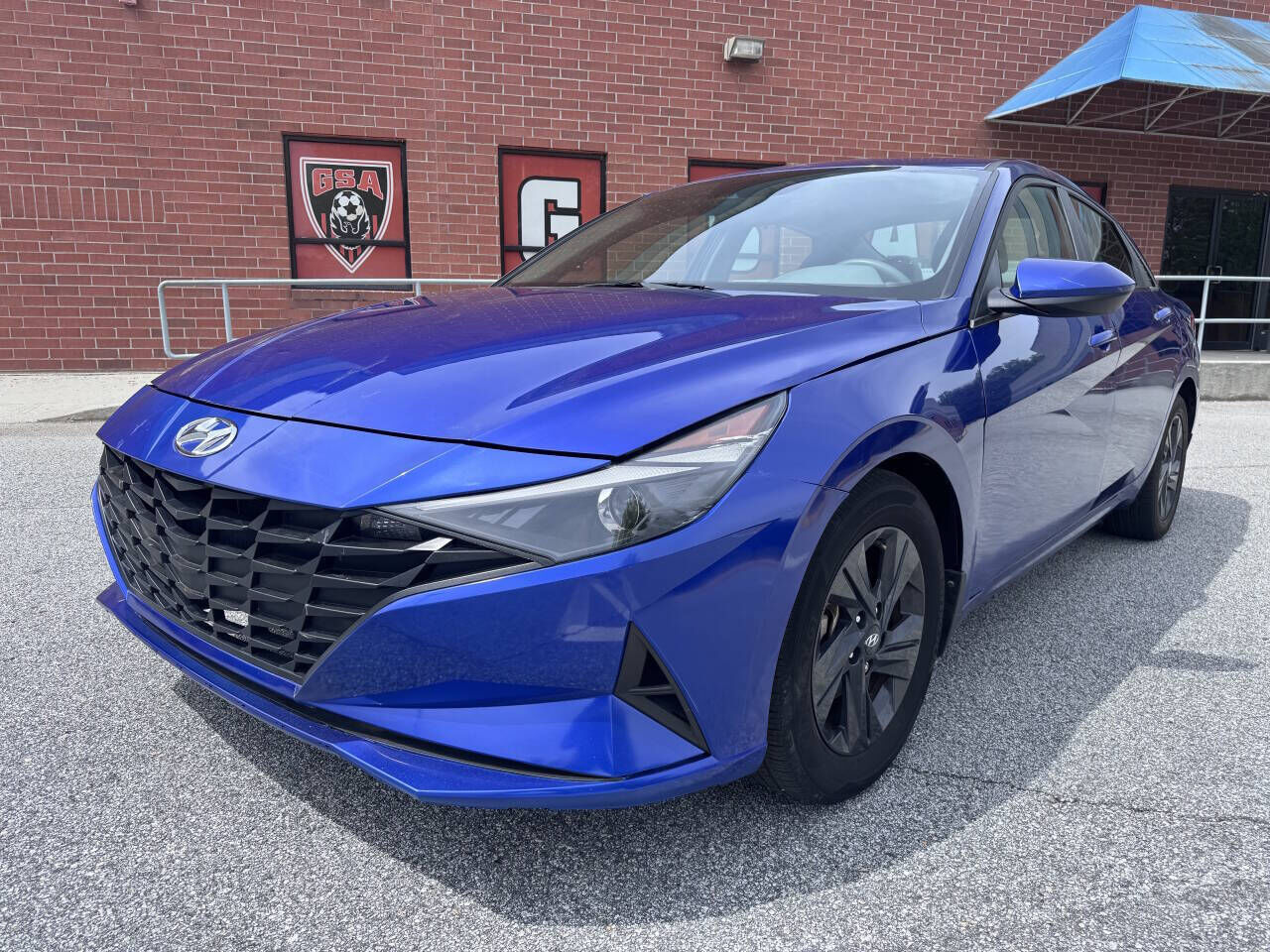2023 HYUNDAI Elantra