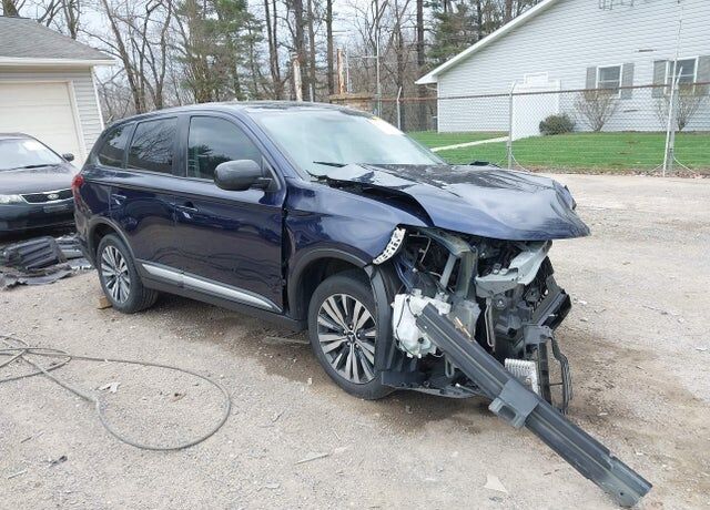 2020 MITSUBISHI Outlander