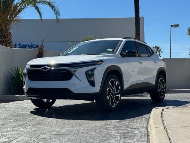 2026 CHEVROLET Trax