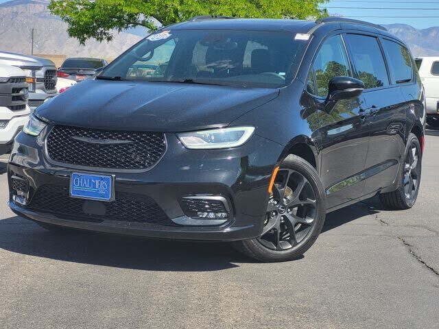 2025 CHRYSLER Pacifica