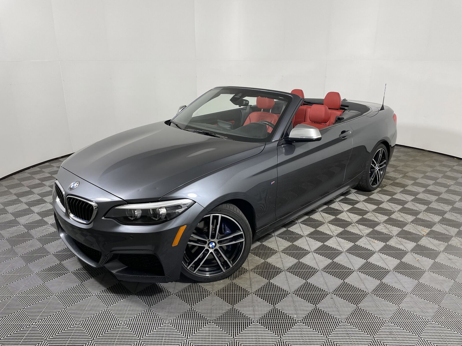 2019 BMW M2