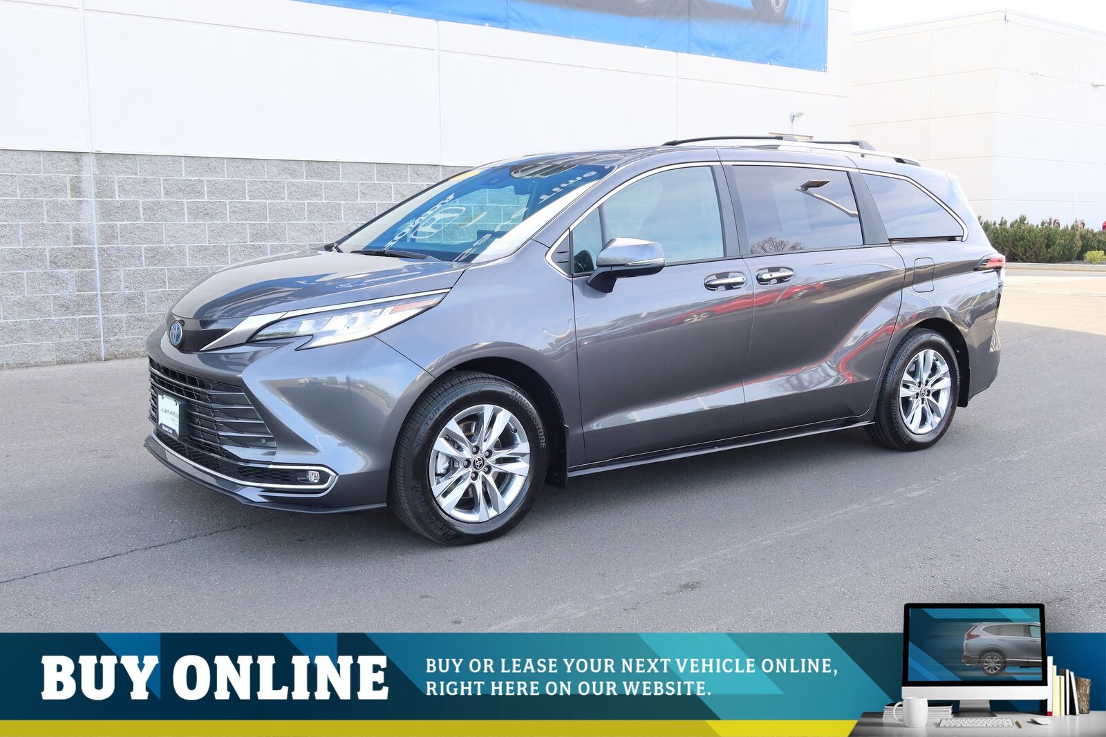 2025 TOYOTA Sienna