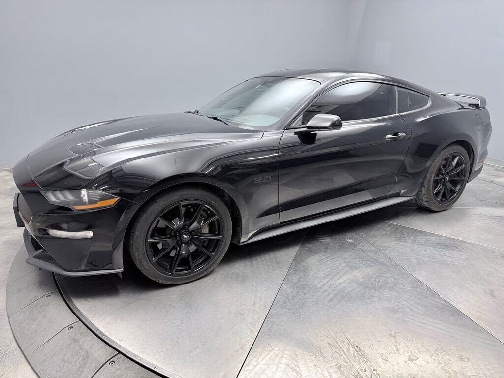 2019 FORD Mustang