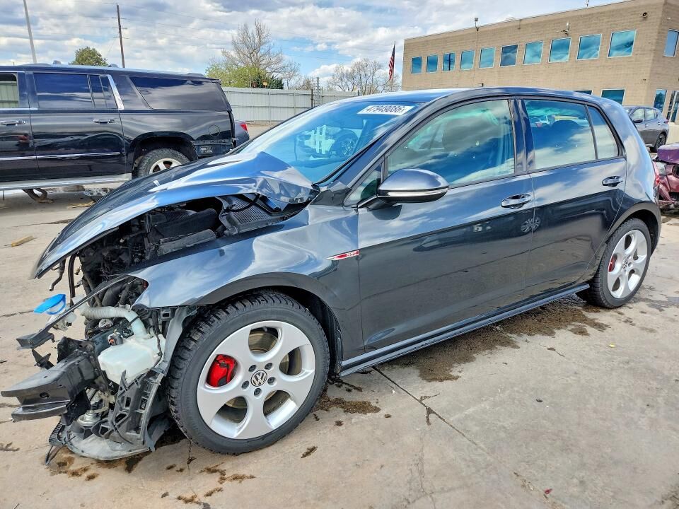 2016 VOLKSWAGEN Golf GTI