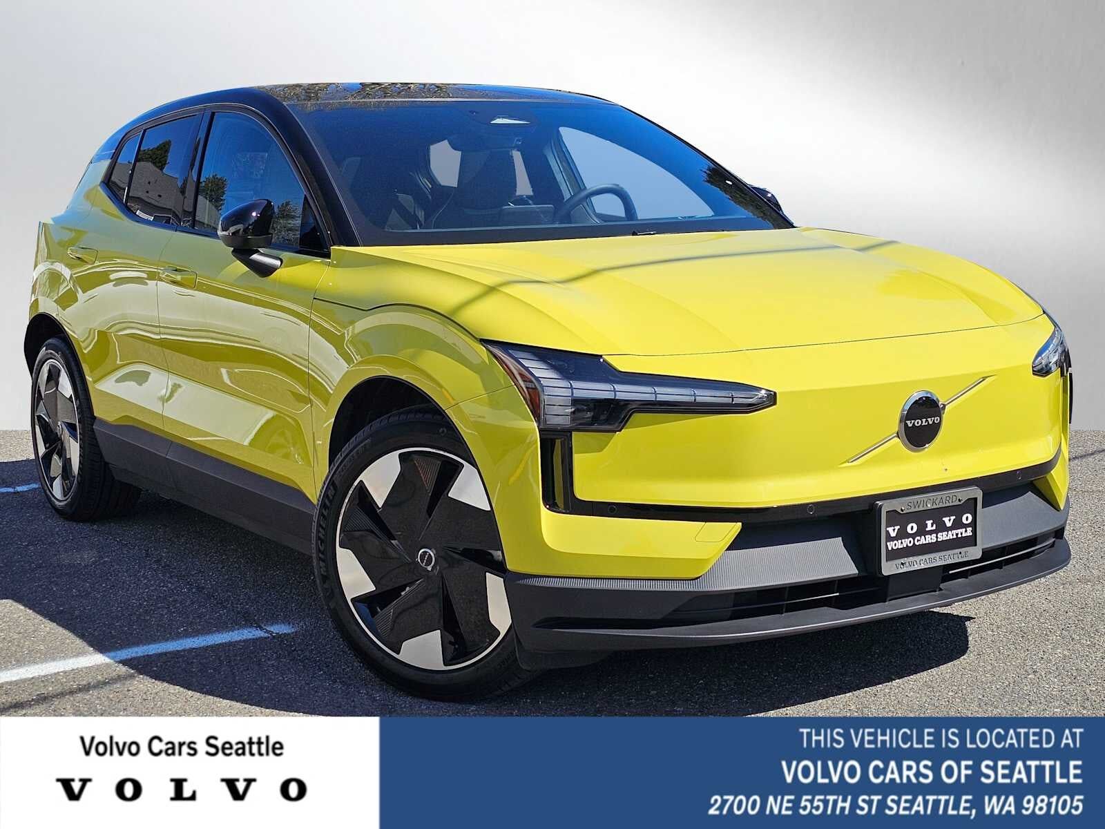 2025 VOLVO EX30